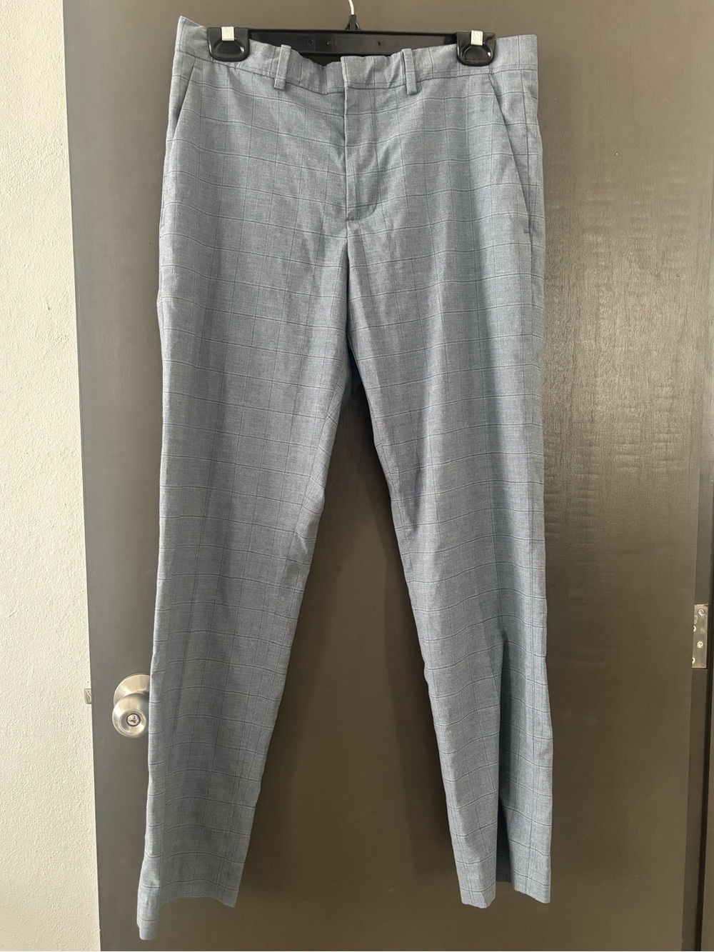 Perry Ellis Portfolio Men's 32x32 Grey Windowpane Dress Pants - Slim fit
